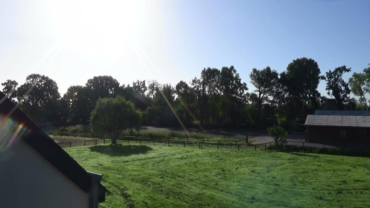 فندق Remilly-les-Maraisفي  Les Grands Chenes المظهر الخارجي الصورة